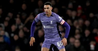 ليفربول يفقد أرنولد أسبوعين ويلحق بموقعة ريال مدريد