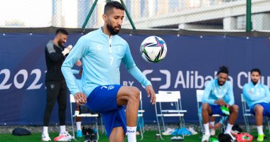 مدرب الهلال السعودي يختبر سلمان الفرج أمام سباهان بدوري أبطال آسيا