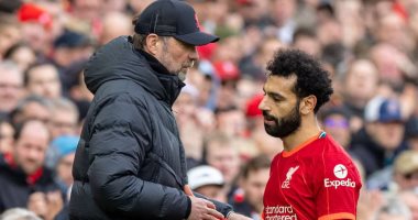 كلوب يعلن غياب محمد صلاح ضد تشيلسي وأرسنال في الدوري الإنجليزي