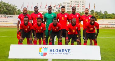منافس مصر.. موزمبيق بـ10 لاعبين تسقط أمام نيجيريا 2-3 ودياً