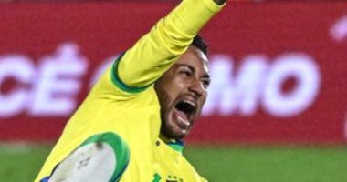 البرازيلي نيمار يصدم الجماهير بعد زيادة وزنه
