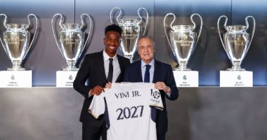 رسمياً.. ريال مدريد يجدد عقد فينيسيوس جونيور حتى 2027