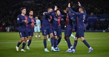 باريس سان جيرمان يتخطى مونبلييه بثلاثية ويتصدر الدوري الفرنسي.. فيديو