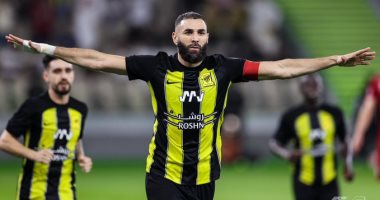 مدرب الاتحاد يعلن جاهزية كريم بنزيما للمشاركة فى كأس العالم للأندية