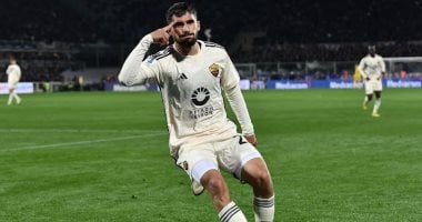 تعادل مجنون بين فيورنتينا ضد روما بالدورى الإيطالى وعوار يسجل.. فيديو