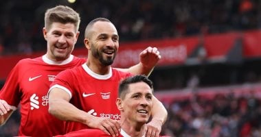أساطير ليفربول يفوزون على نجوم أياكس السابقين برباعية