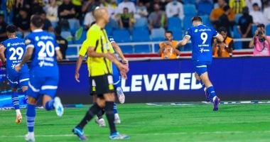 الهلال يعزز صدارة الدوري السعودي بثلاثية مثيرة ضد اتحاد جدة