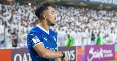 سالم الدوسري يستعد للظهور بقناع وجه فى مباريات الهلال