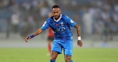 نيمار خارج الهلال السعودي في يناير