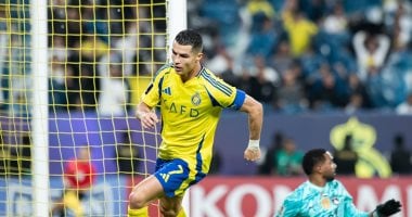كريستيانو رونالدو يقود تشكيل النصر ضد ضمك في الدوري السعودي