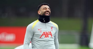 أجويرو يثير الجدل: محمد صلاح وقع عامين مع ليفربول