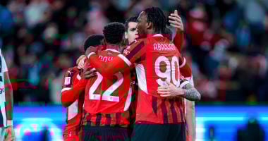 كومو ضد ميلان.. موراتا ولياو يقودان تشكيل الروسونيرى فى الدوري الإيطالي