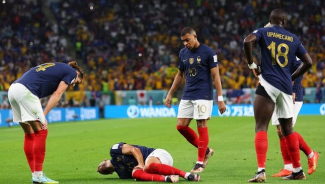 كامافينجا يحل مشكلة فرنسا الطارئة في كأس العالم!