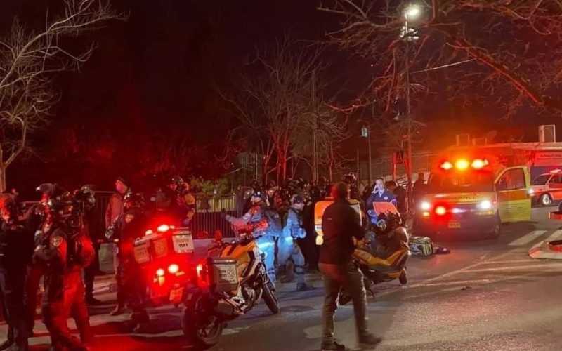 استشهاد شقيقين دهسهما مستوطن بسيارته في نابلس