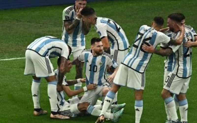 لأول مرة منذ 36 عاماً.. المنتخب الأرجنتيني يُتوّج بطلاً لكأس العالم 2022