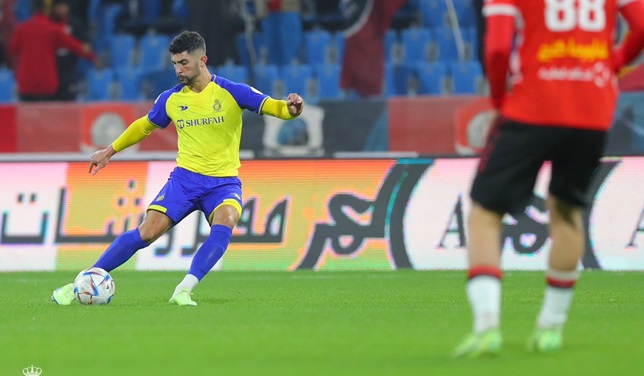 مباشر النصر ضد الرائد.. التعادل الإيجابي يحسم الشوط الأول (فيديو)