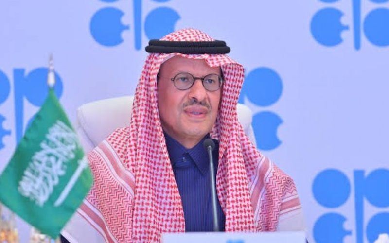 وزير الطاقة السعودي: نبعد السياسة عن صنع قراراتنا في "أوبك+"