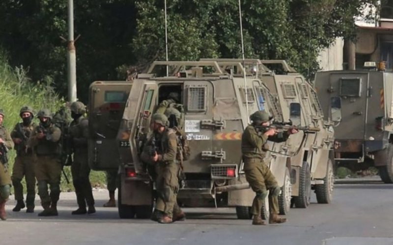 الجيش الإسرائيلي يشن حملة اعتقالات ودهم بالضفة والقدس