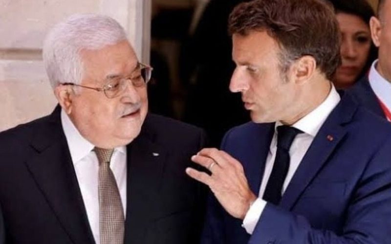 تقرير: نوايا ماكرون بالبحث عن خليفة لمحمود عباس تثير غضب السلطة الفلسطينية