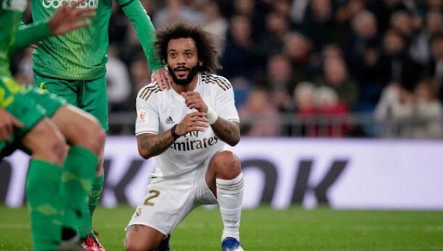 رسميًا .. مارسيلو أسطورة ريال مدريد يوقع مع فريقه القديم