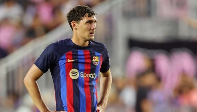 في برشلونة.. كيف صنع التشاؤم دفاعاً صلباً لفريق تشافي؟