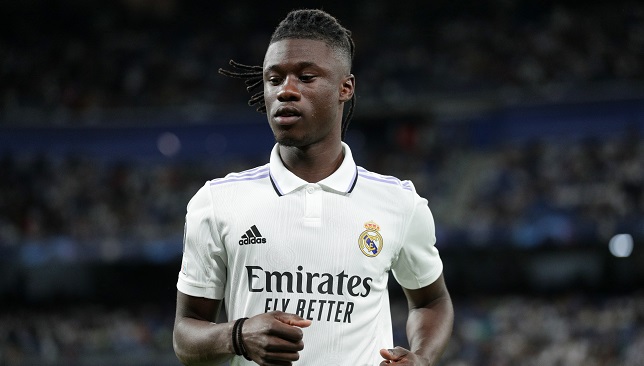 كامافينجا يتسبب في حيرة إضافية لكارلو أنشيلوتي في ريال مدريد