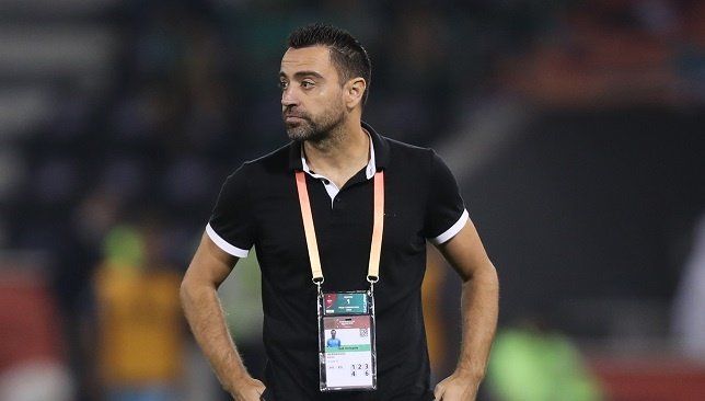 كيف علق تشافي على إقصاء برشلونة أمام مانشستر يونايتد؟