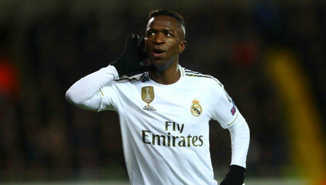 مباشر ليفربول وريال مدريد : فينيسيوس يسجل هدفاً غير متوقع بمساعدة أليسون.. فيديو