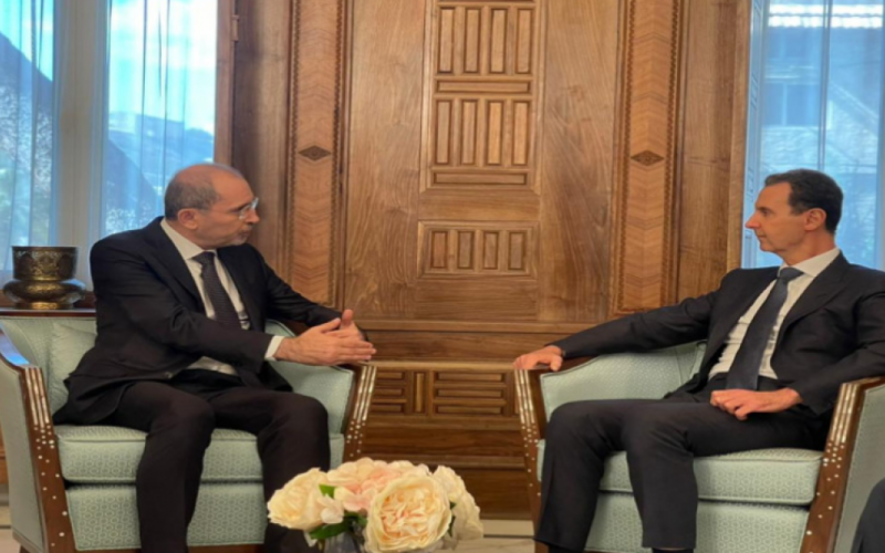 وزير خارجية الأردن يزور سوريا ويلتقي بشار الأسد لأول مرة منذ 12 عامًا