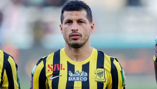 الانضباط تعلن إيقاف طارق حامد وتغريمه لسوء السلوك