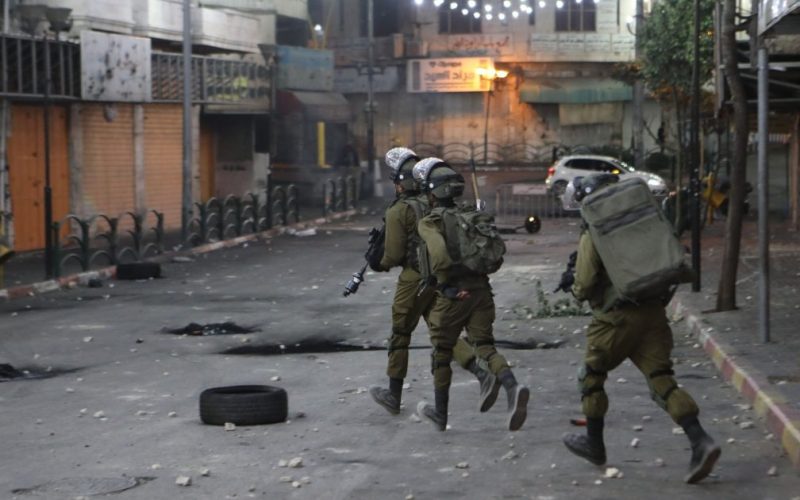 الجيش الإسرائيلي يشن حملة اعتقالات في الضفة الغربية والقدس