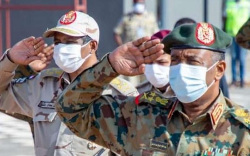 السودان: لقاء بين البرهان ودقلو يُذيب الجليد ويُبعد شبح الانفجار