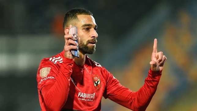 السولية يتسبب في صدمة قوية داخل الأهلي