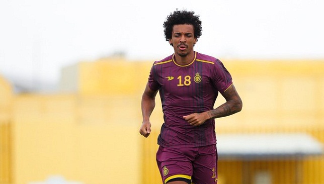 النصر يستعيد خدمات لويس جوستافو أمام أبها