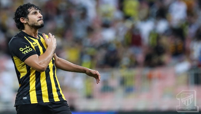 حجازي يربك حسابات سانتو قبل كلاسيكو الاتحاد ضد النصر
