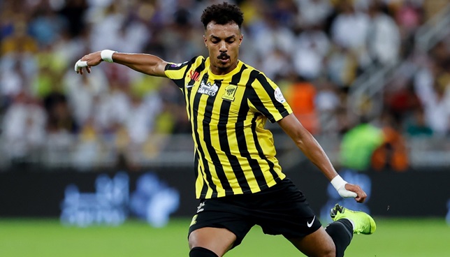 حقيقة استبعاد بامسعود من لقاء الاتحاد والفتح للإصابة