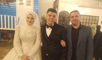 عشرات الحاضرين في حفل زفاف عروسي دار الأيتام في المنوفية بسبب دعوة على “فيسبوك”.. مشاهد من الفرح