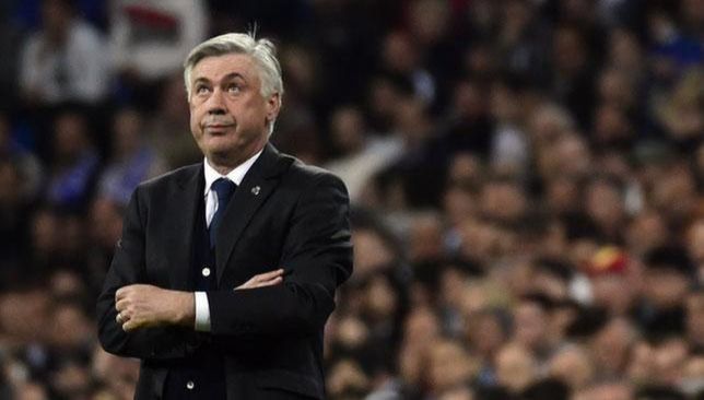 غرفة ملابس ريال مدريد تعارض أنشيلوتي