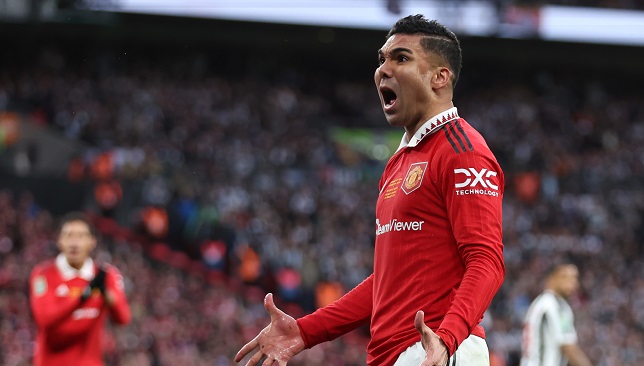 كاسيميرو قد يغيب عن مباراة مانشستر يونايتد وريال بيتيس