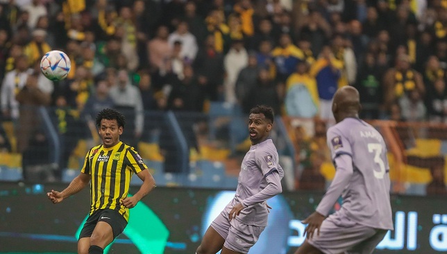 كلاسيكو مارس يعشق النصر على الاتحاد