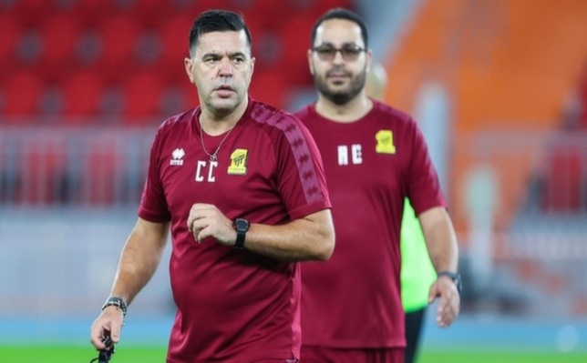 مدرب الاتحاد السابق يقترب من العودة إلى الدوري السعودي