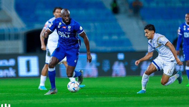 موعد مباراة الهلال السعودي ضد التعاون اليوم الجمعة والقنوات الناقلة