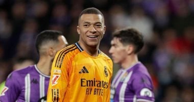 مبابي ينافس بيدري على جائزة لاعب شهر فبراير في الليجا