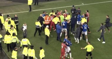 بيان مشترك من ليفربول وإيفرتون بعد أحداث الديربي فى الدورى الإنجليزى