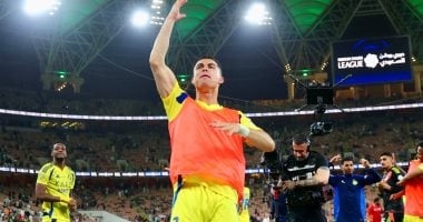 رونالدو يحتفل بطريقته الخاصة بفوز النصر فى كلاسيكو الدوري السعودي (صور)