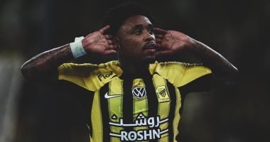 الاتحاد ضد الهلال.. بيرجوين يضيف الثالث ويتقدم للعميد 3-1 “فيديو”