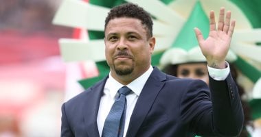 فابيو كابيلو: رونالدو كان يحب الحياة الصاخبة ويرفض الانضباط